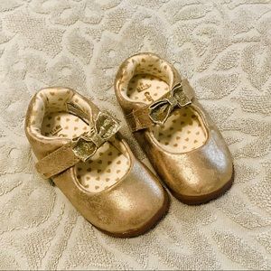 Like new ** Gold Carter’s Shoes- size 4